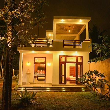 Yehen'S Villa Unawatuna Extérieur photo