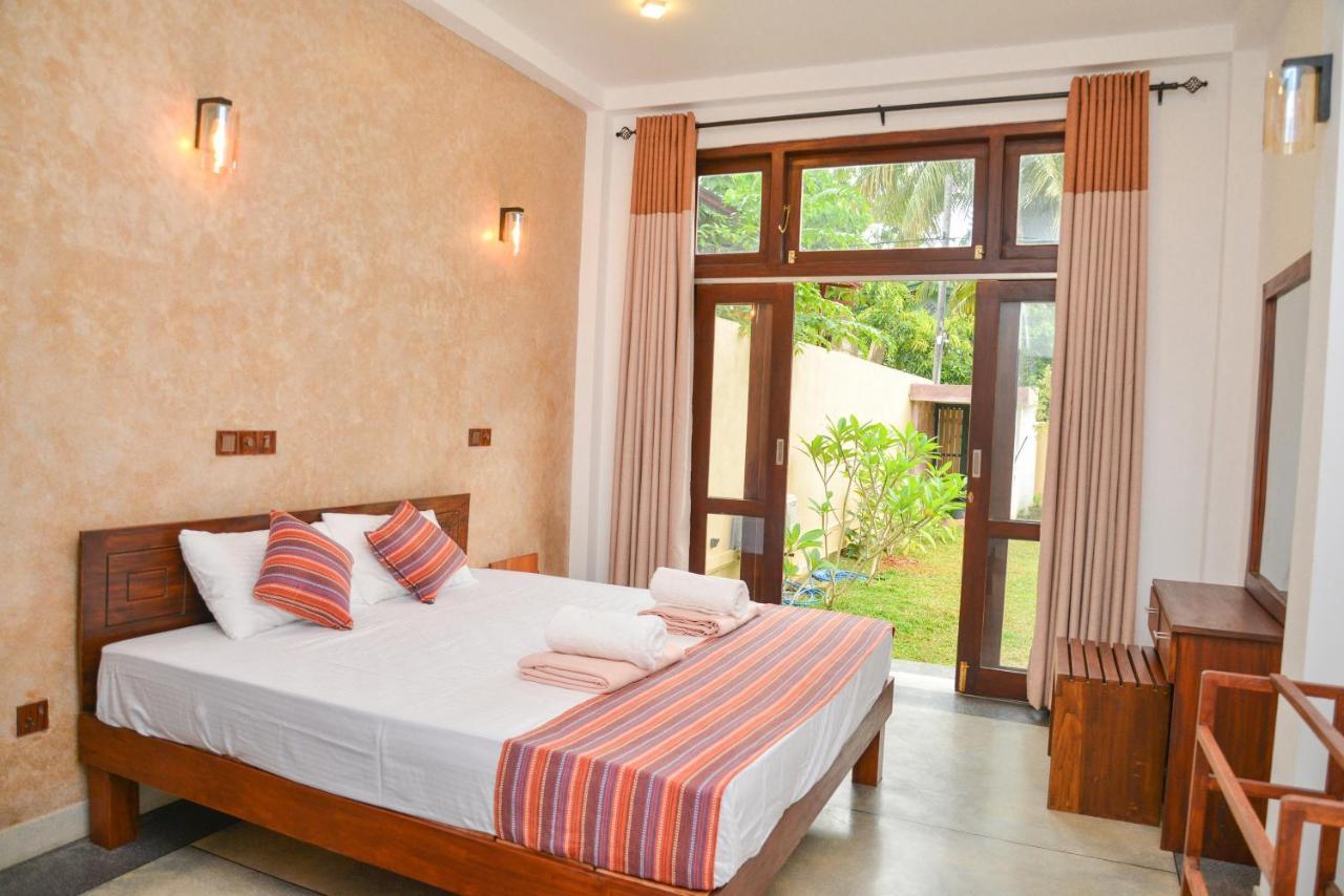 Yehen'S Villa Unawatuna Extérieur photo