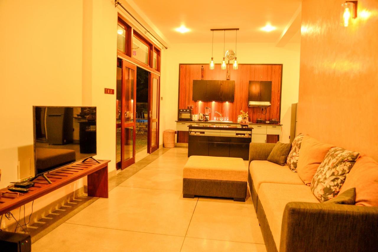Yehen'S Villa Unawatuna Extérieur photo